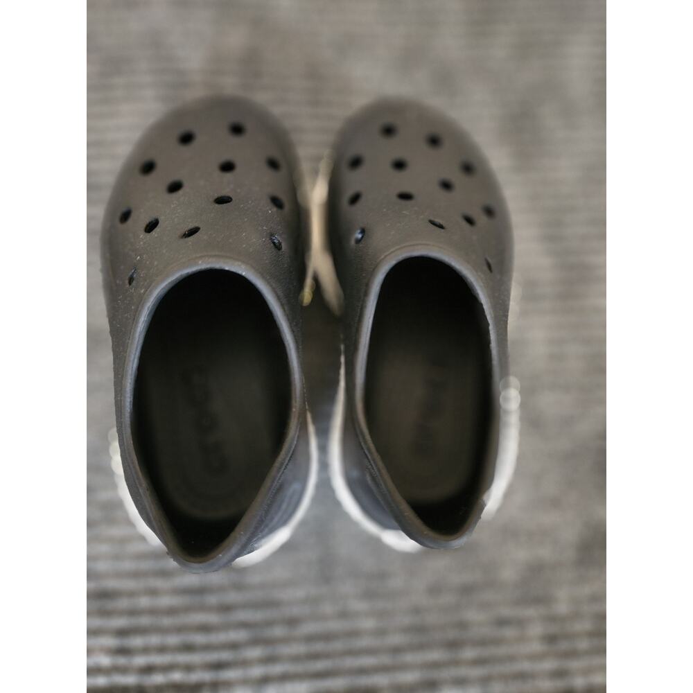 CROCS Toddler Youth Size 8 Classic Slip-On Sneaker Black - Picture 4 of 5